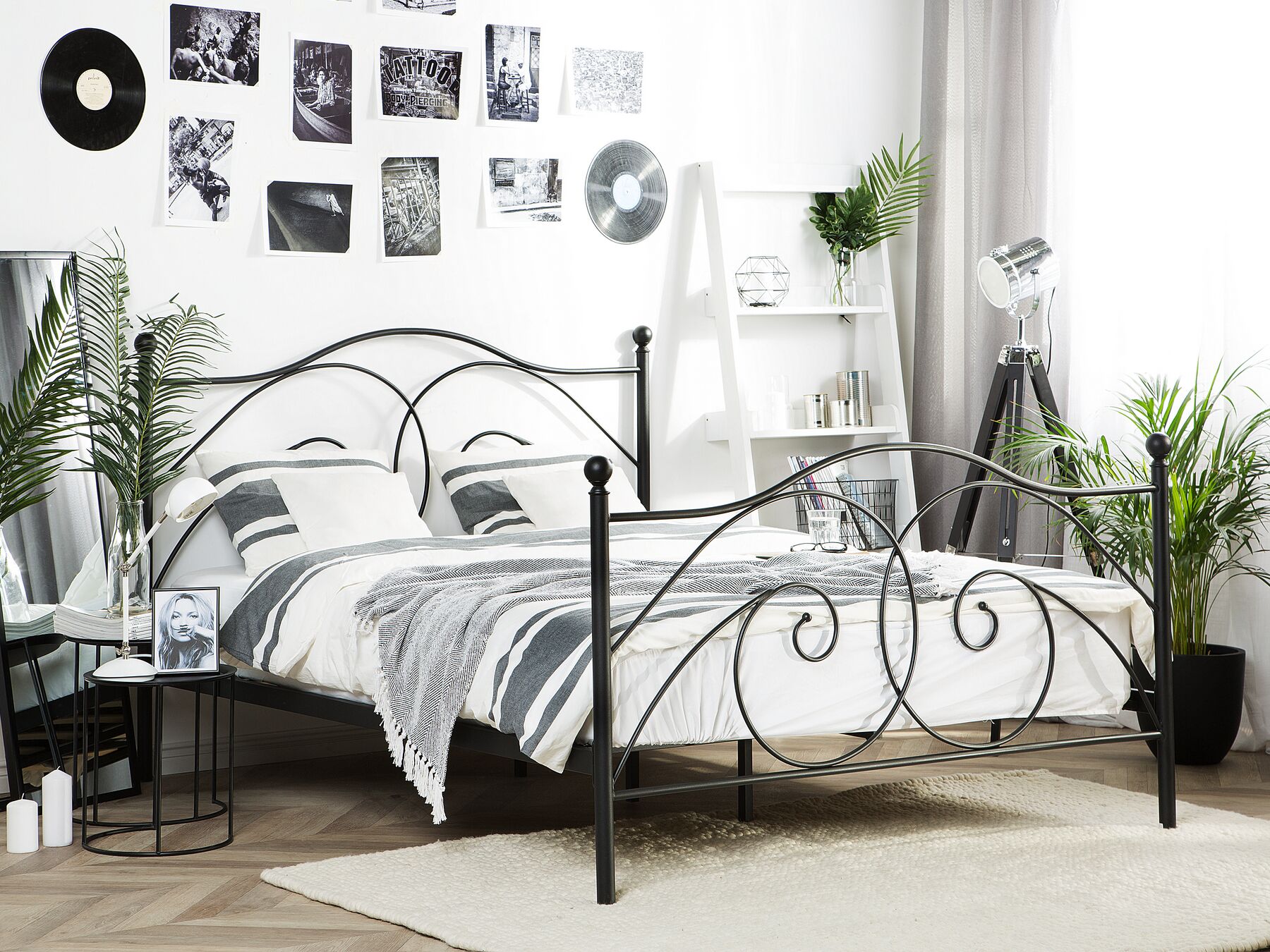 Metal EU Double Size Bed Black DINARD_765083