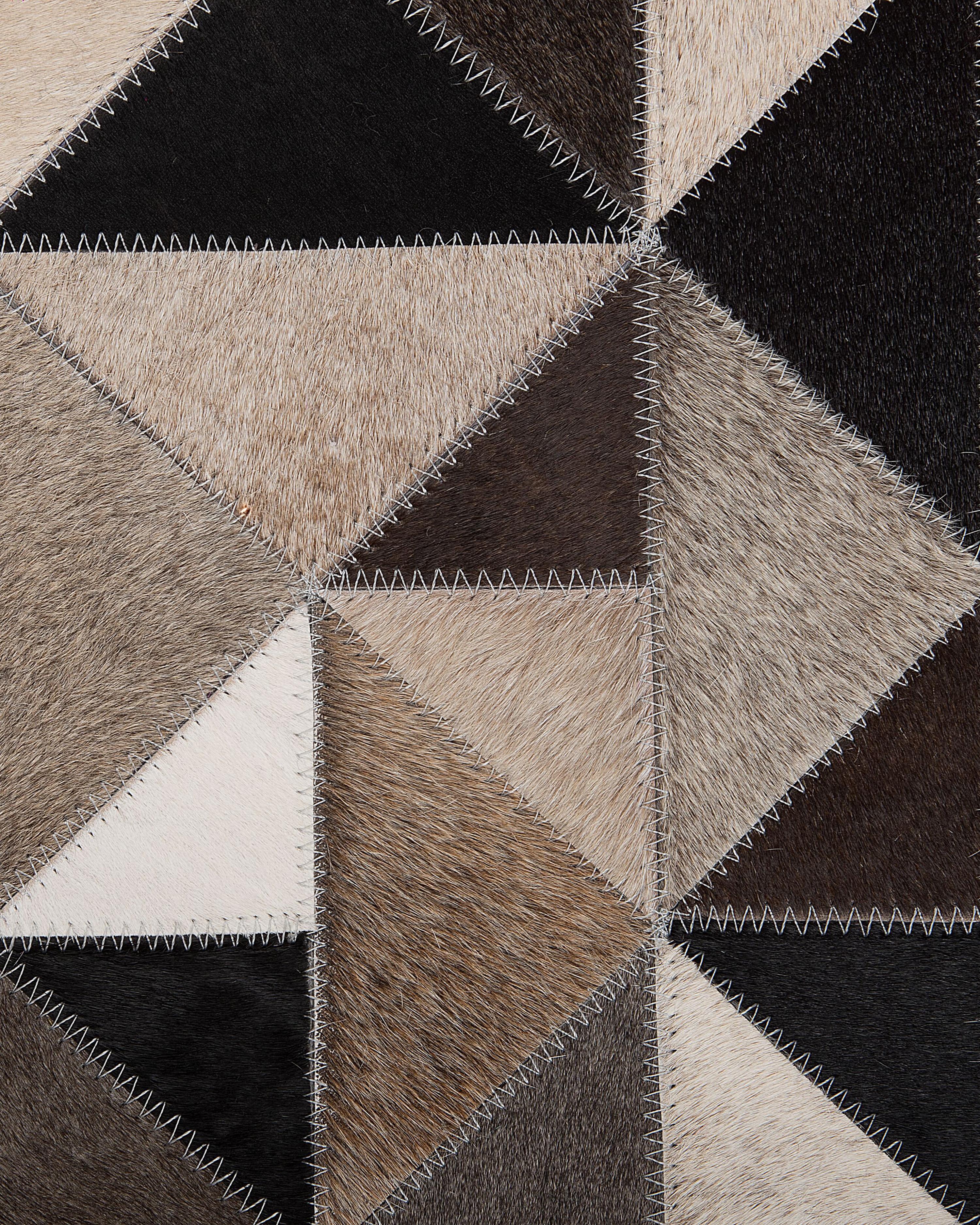 Round Cowhide Area Rug ⌀ 140 cm Grey and Beige KIRKLAR_742821