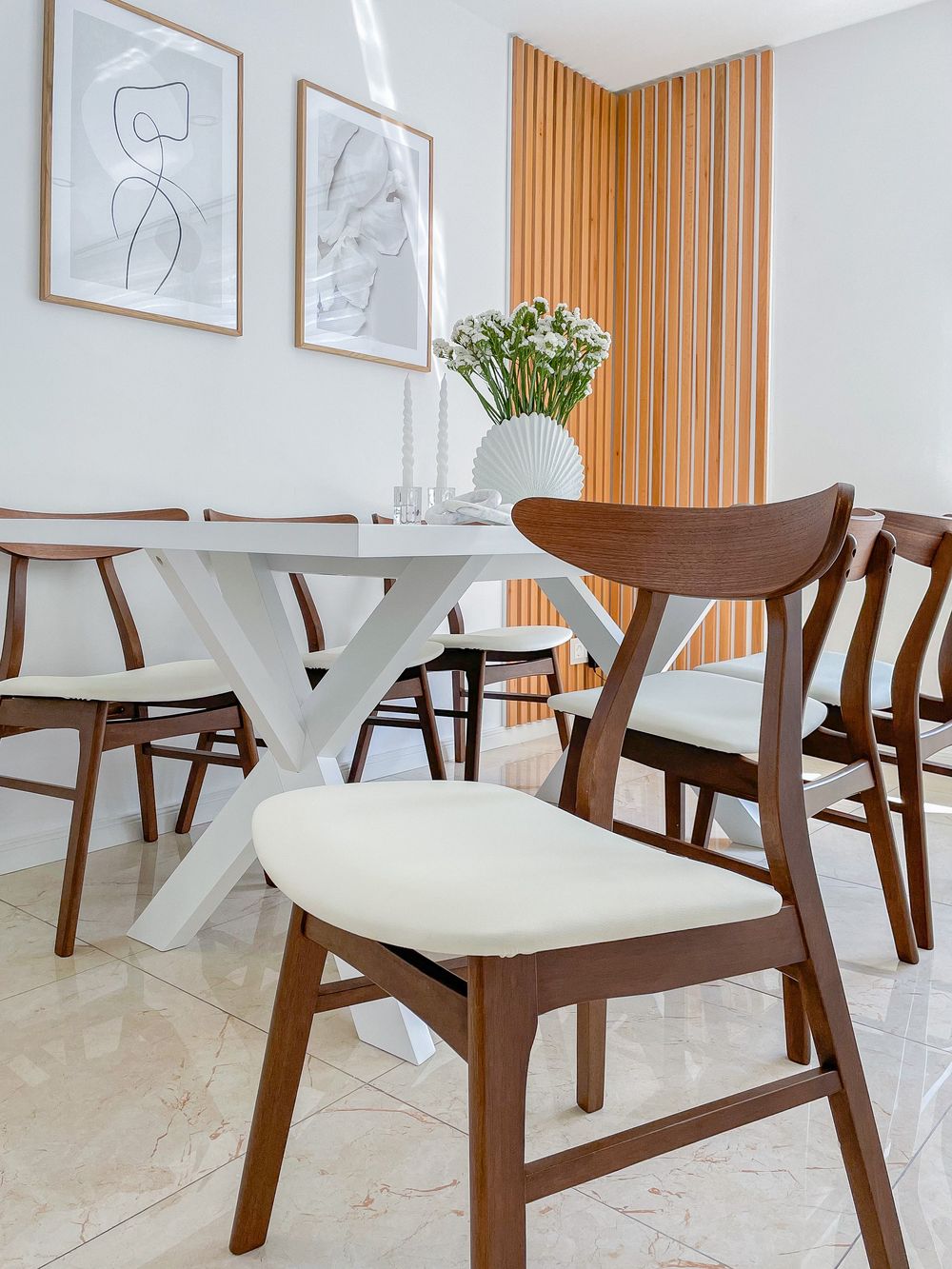 Set of 2 Dining Chairs LYNN Wood White Beliani