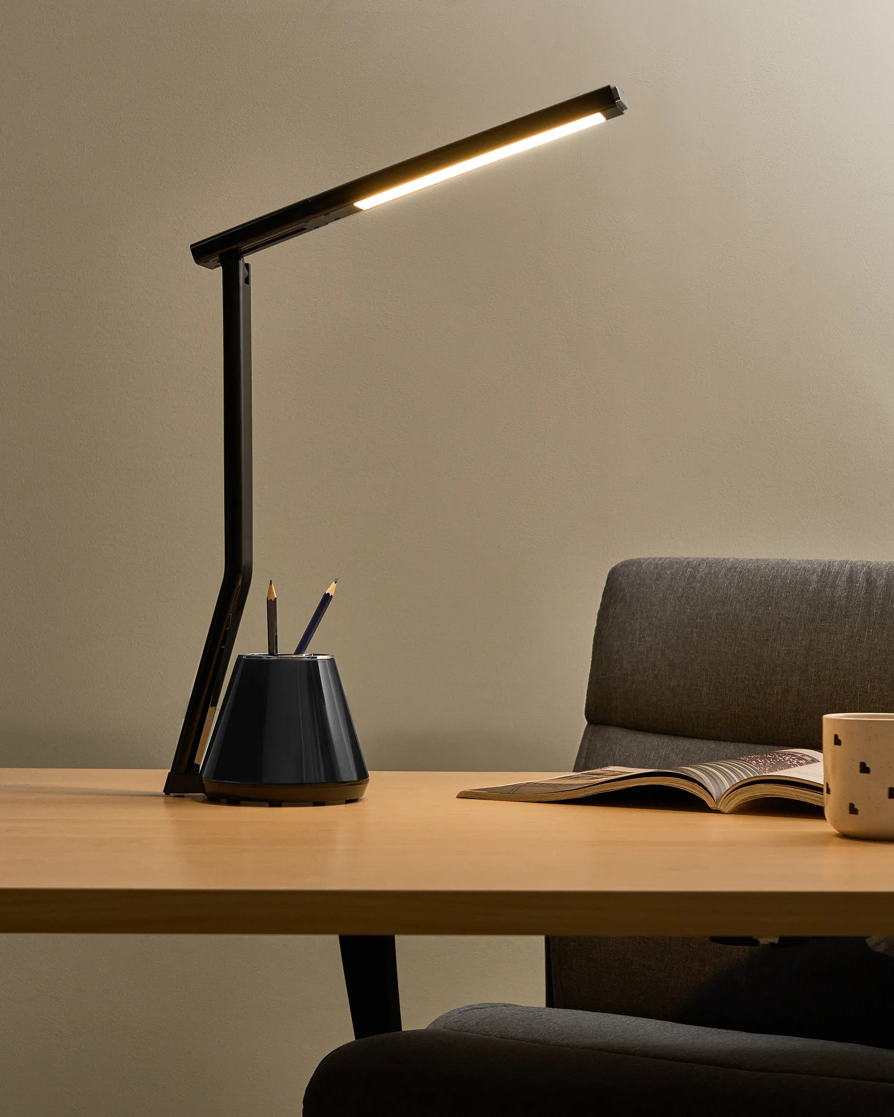 LED Desk Lamp DENEB with Dimmer Black_1018989
