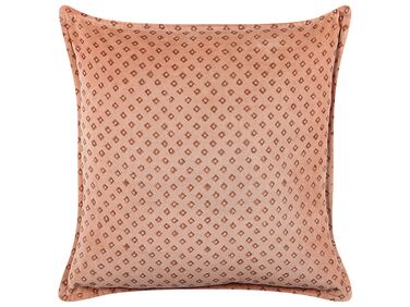 Welurowa poduszka dekoracyjna wzór w romby 45 x 45 cm różowa RHODOCOMA