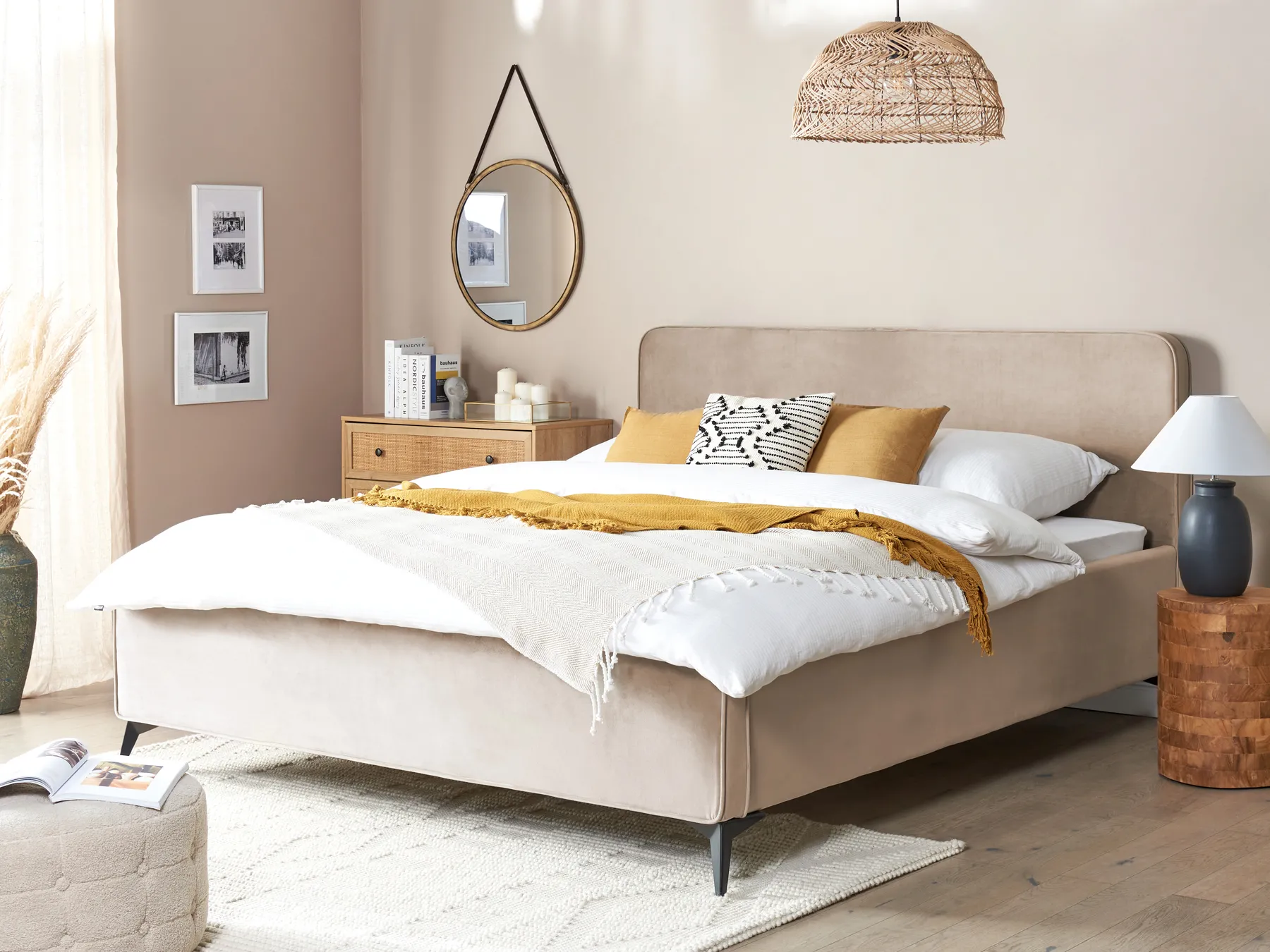Bed Velvet VALOGNES 180 x 200 cm (EU Super King) Taupe_876740