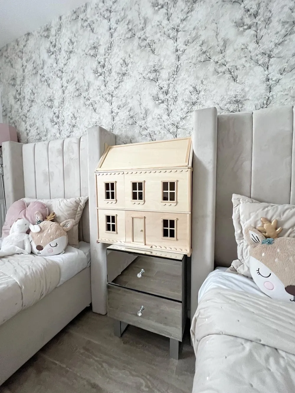 2 Drawer Bedside Table NESLE Glass Mirrored Silver_822864