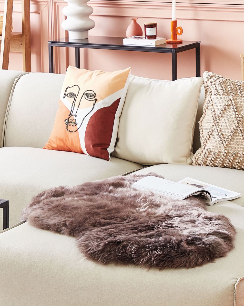 Faux Sheepskin Rug Brown MUNGO Beliani.at
