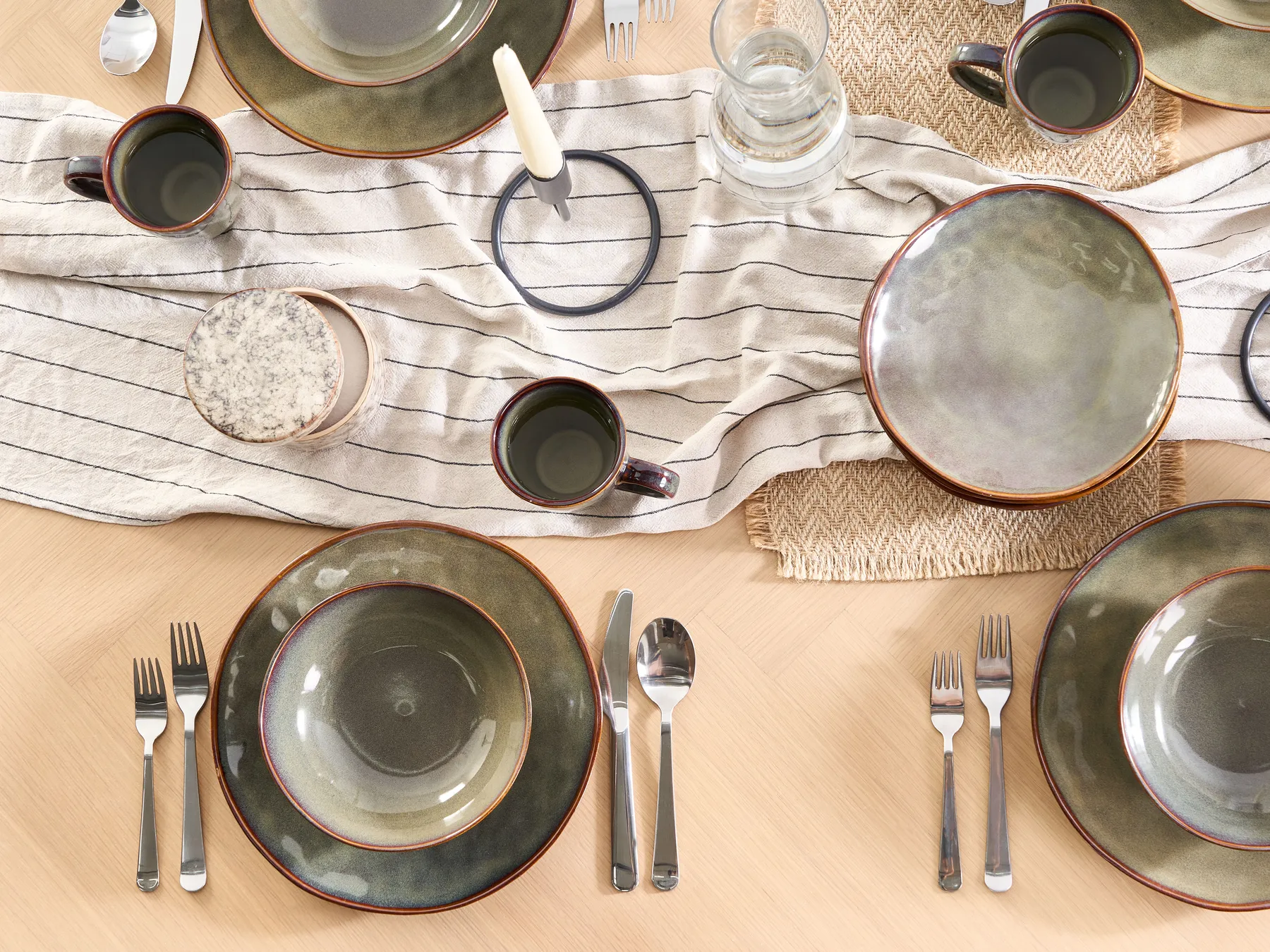Set of 16 Dinnerware THYME Stoneware Dark Green_1020258