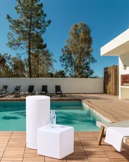 Outdoor LED Floor Lamp PIEDRA with Remote White_1118338