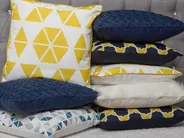 Set di 2 cuscini MUSCARI 45 x 45 cm Cotone Giallo Blu Trama Ikat_769144