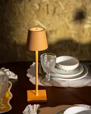 Bezprzewodowa lampa stołowa LED BACEIRO Metal Pomarańczowy_1155680
