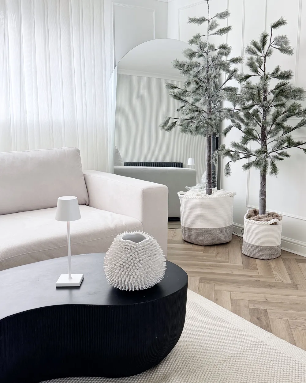 Wireless LED Table Lamp BACEIRO with Dimmer Metal White_953917