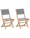 Conjunto de 2 sillas de jardín de madera de acacia clara/gris CESANA_742402