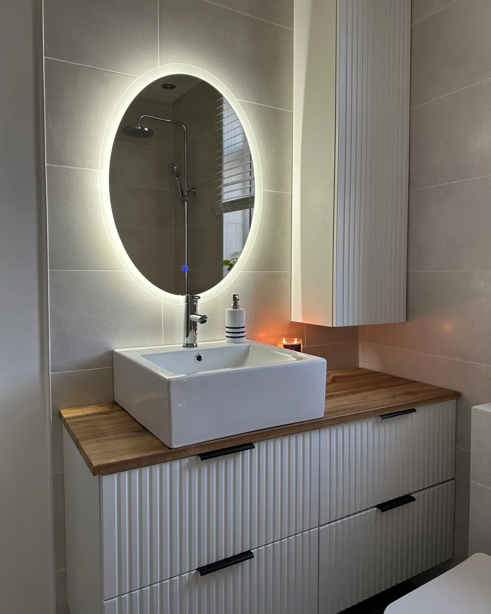 LED Bathroom Mirror VIRIAT 60 cm 80 cm Silver_961786