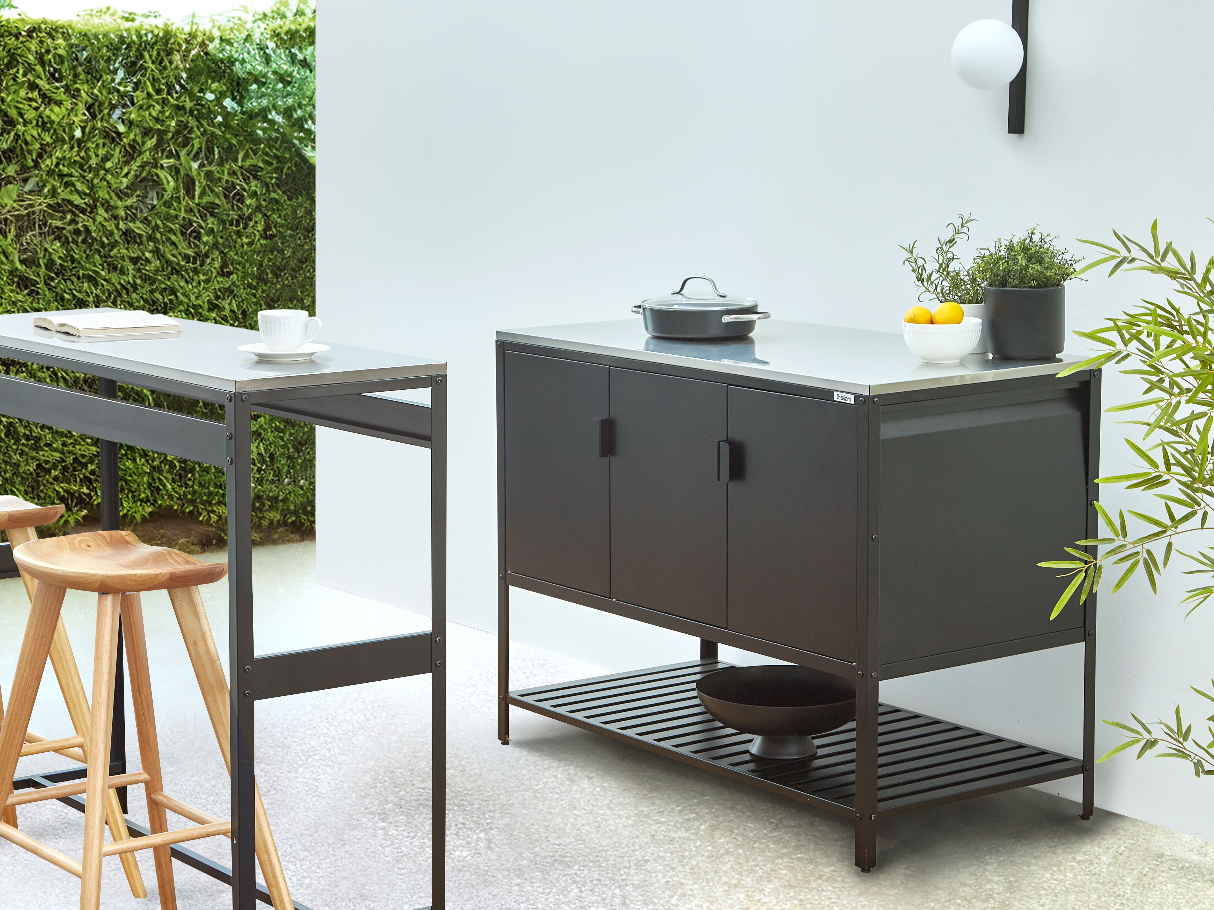 Udend rs K kkenkabinet MAENZA Metal Sort Beliani dk udend-rs-k-kkenkabinet-maenza-metal-sort-beliani-dk