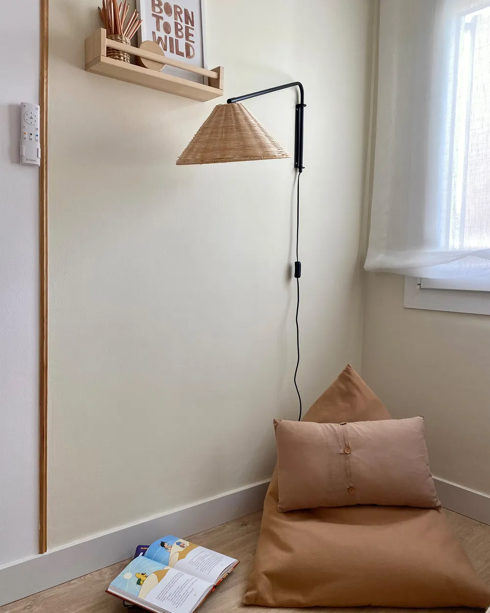 Wall Lamp PALENA Adjustable Rattan Natural_946445