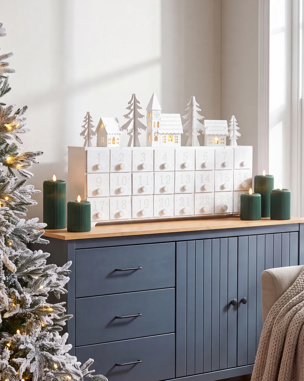 Christmas Decoration LED MUONIO 24 cm Advent Calendar White_1085040