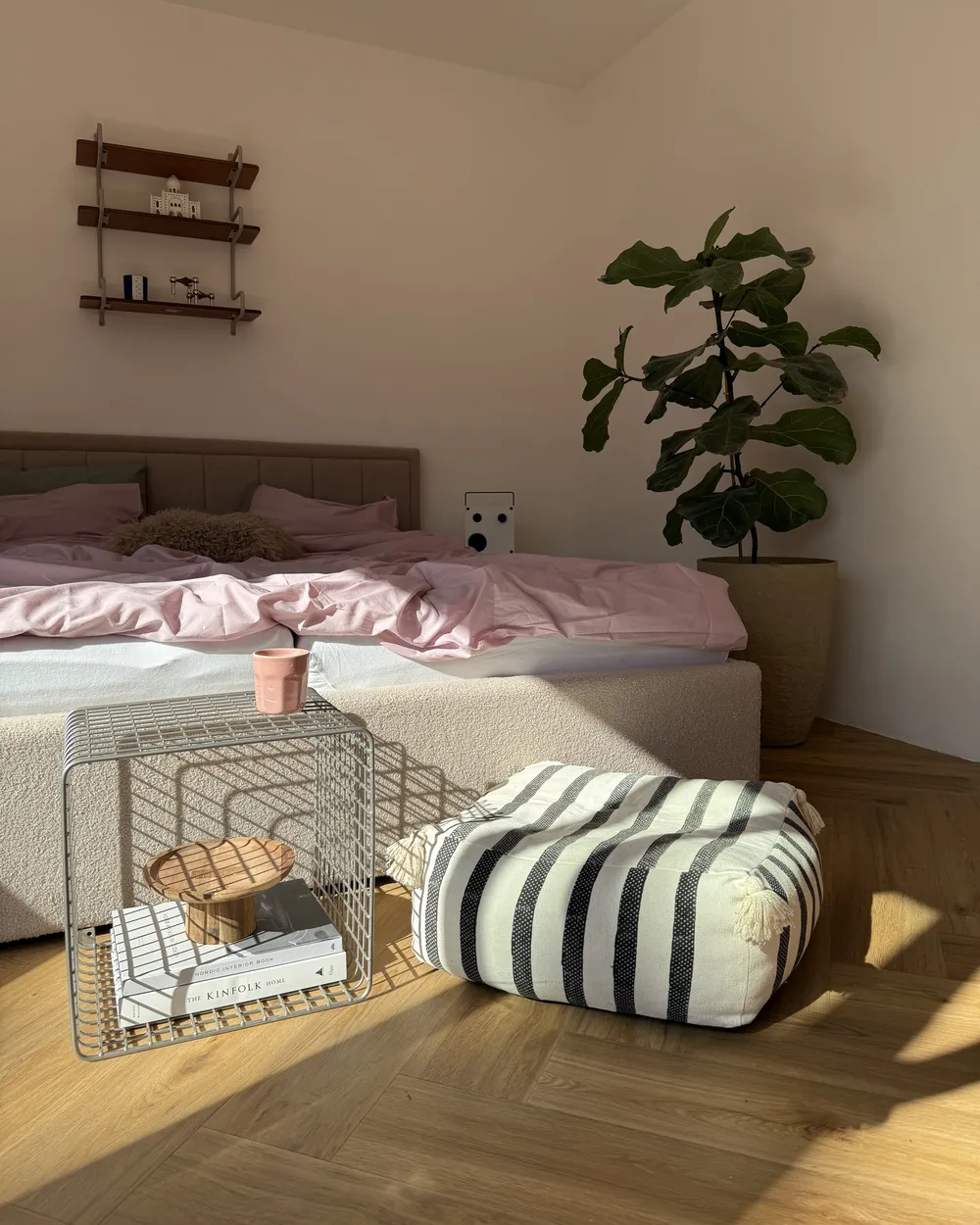 Ottoman Bed MONTLAUR Boucle Beige 180 x 200 cm (EU Super King)_975470