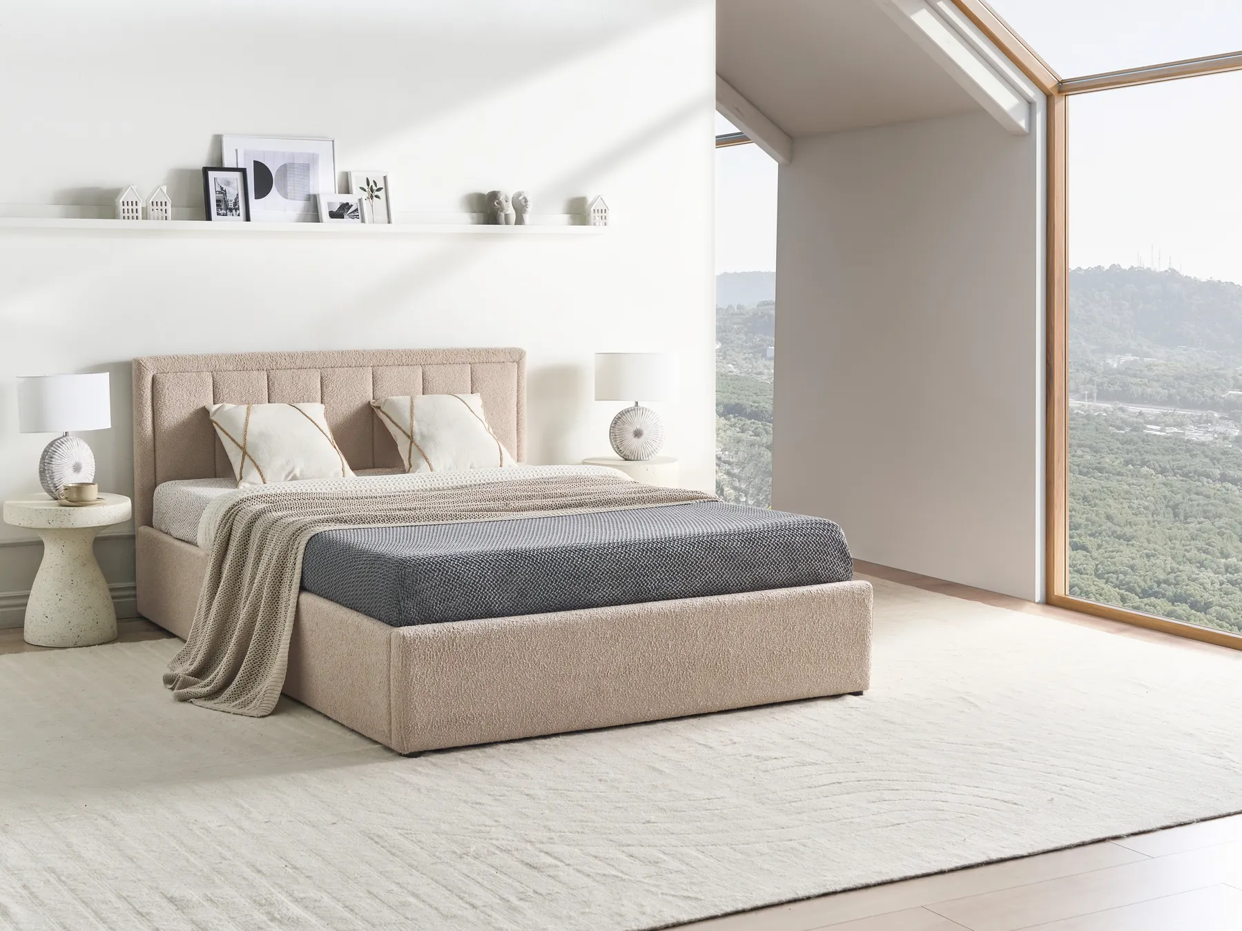 Ottoman Bed MONTLAUR Boucle Beige 140 x 200 cm (EU Double)_958512