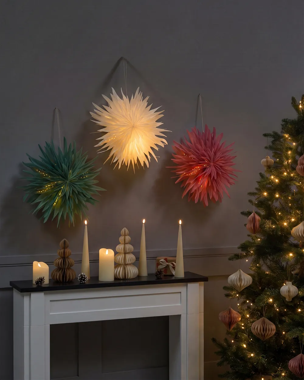 Zestaw 3 dekoracji wiszących LED GROVLAN 41 cm Gwiazda Kolorowy