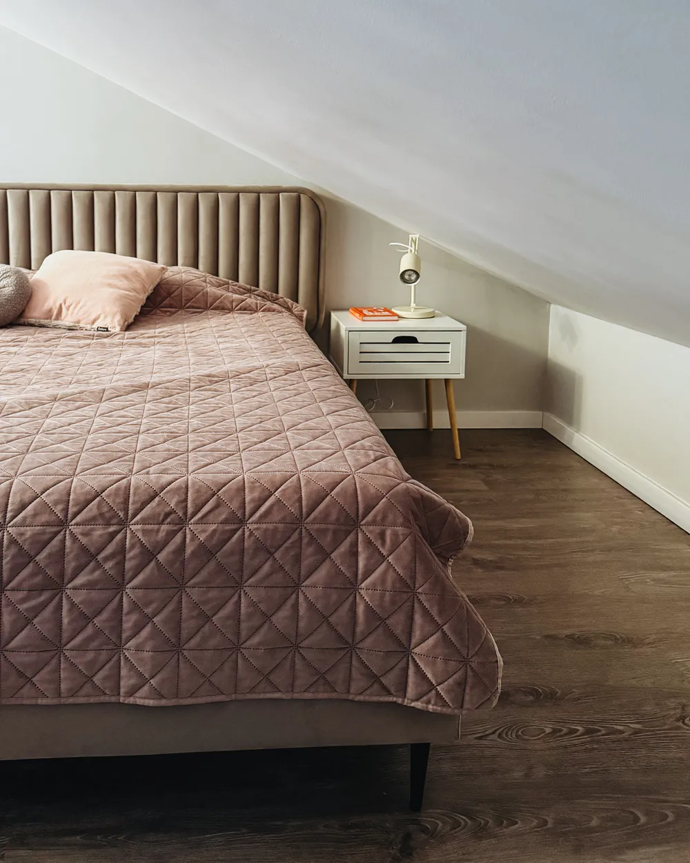 Bed Velvet BRIN 180 x 200 cm (EU Super King) Taupe_1052720