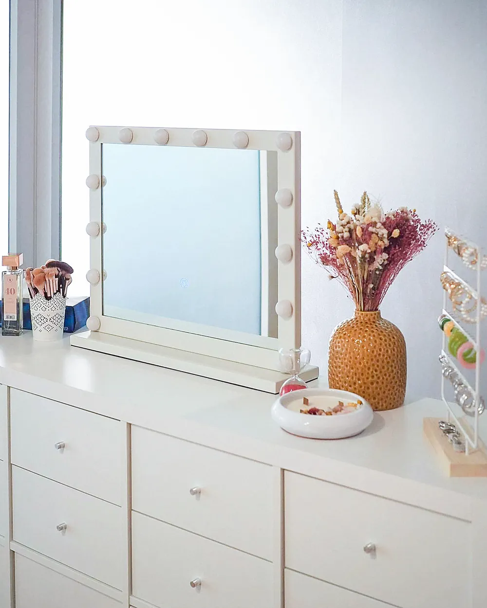 white christmas dresses Elegant Border Design Mirror With Lights main image 0