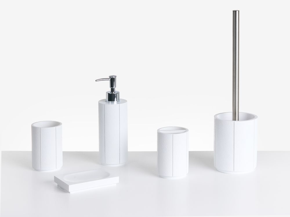 5-Piece Bathroom Accessories Set HUALLAGA White
