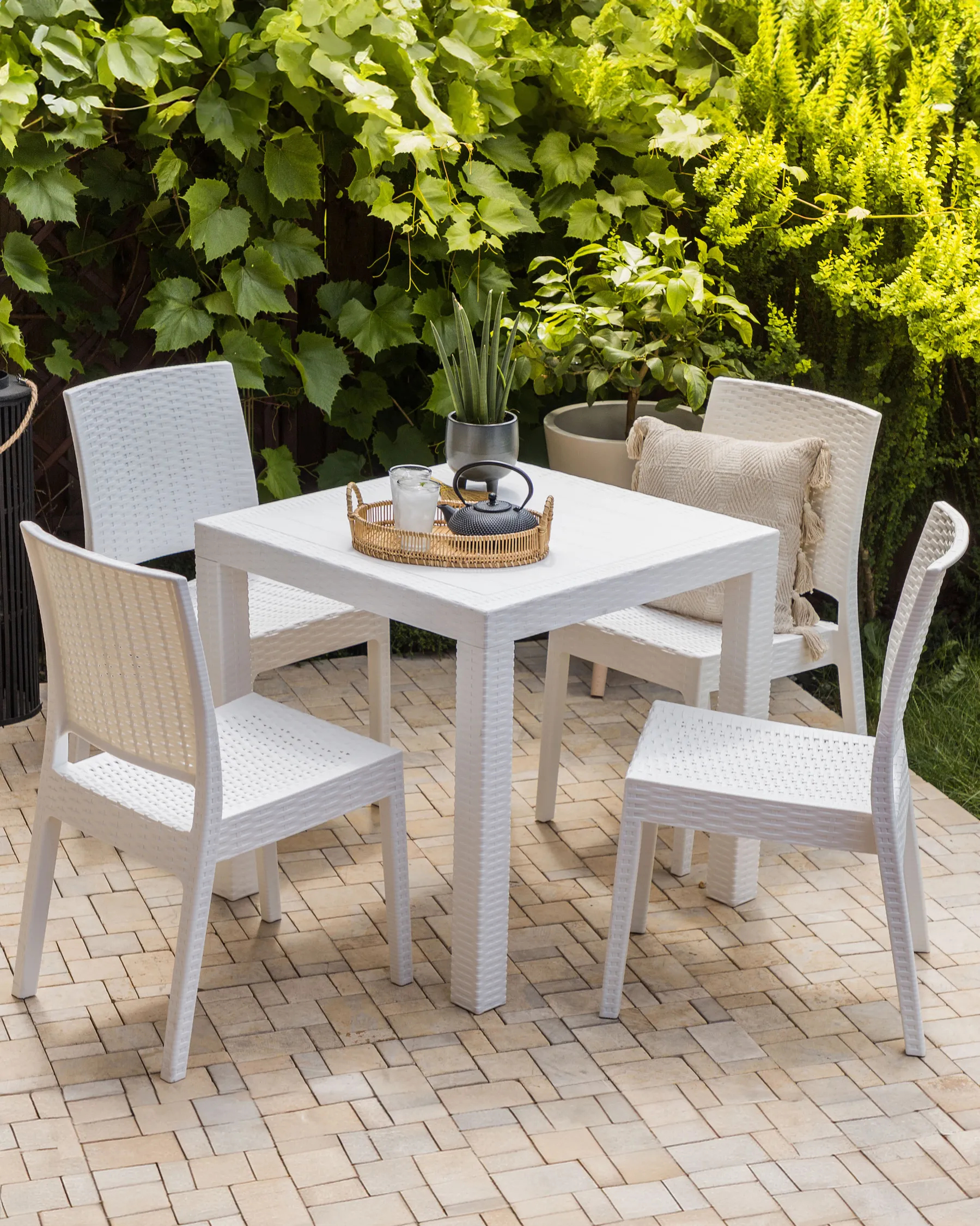 Set of 4 Garden Chairs FOSSANO Synthetic Material White_807970