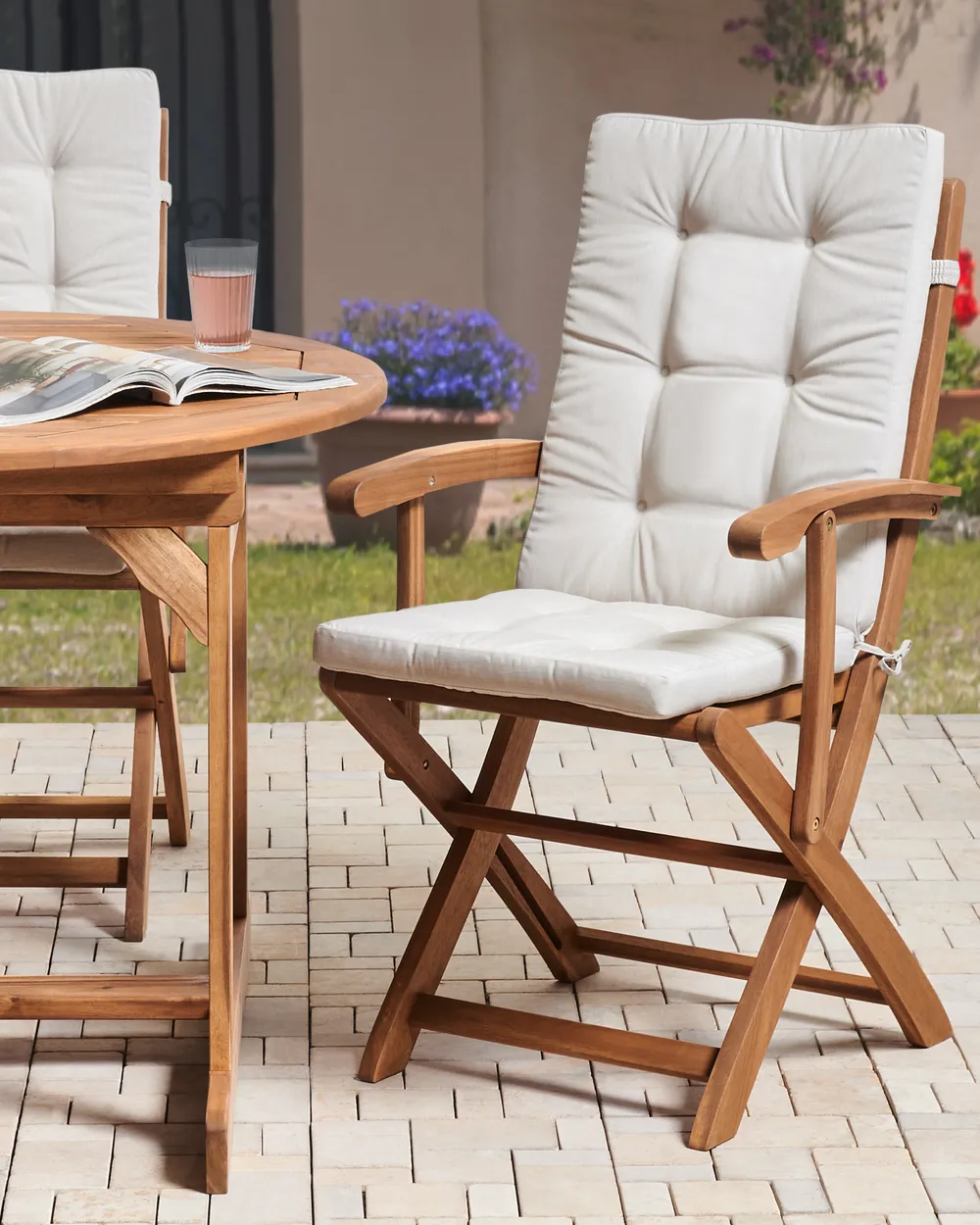 Set of 2 Garden Chairs with Cushions MAUI PREMIUM Acacia Wood Light Beige