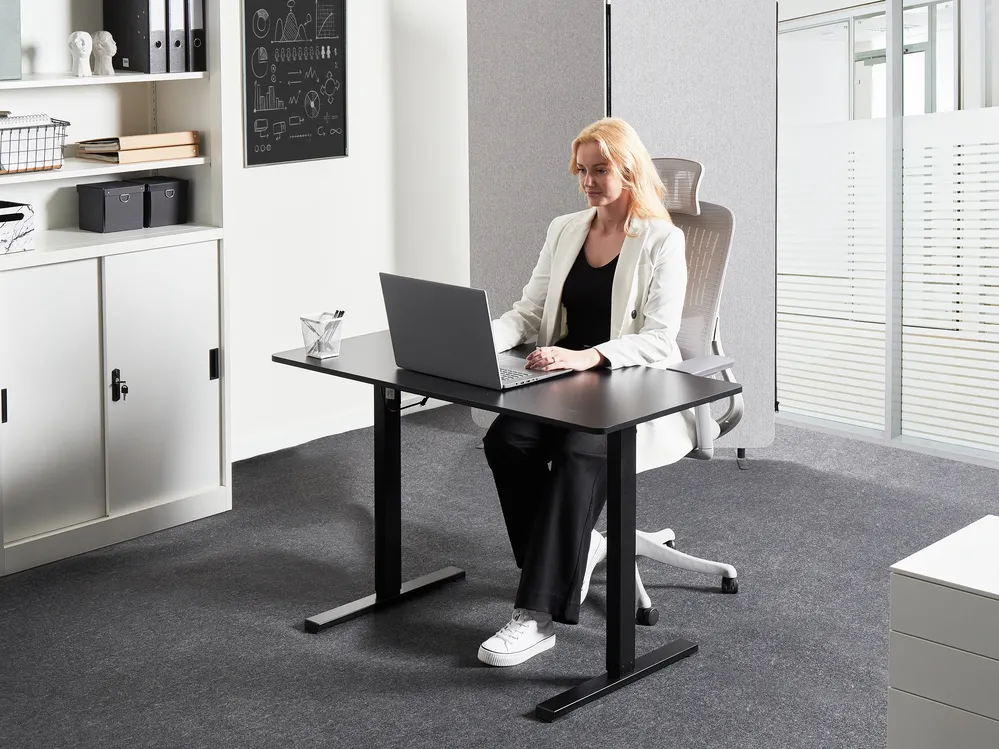 Biurko regulowane elektrycznie TAVARES 120 cm 60 cm Czarny