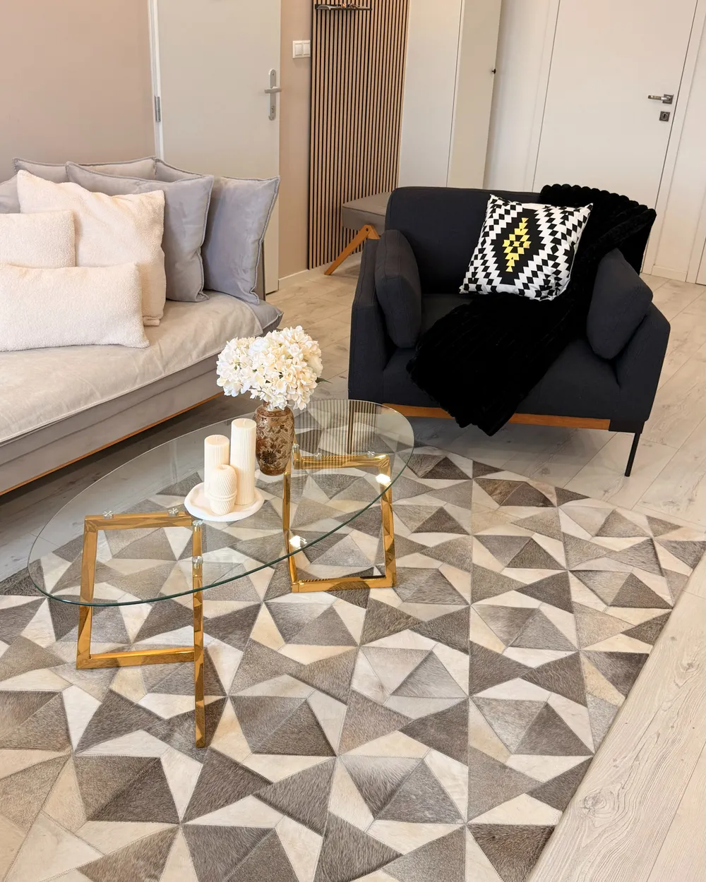 Rug ALAKA Grey 140 x 200 cm Leather_983147