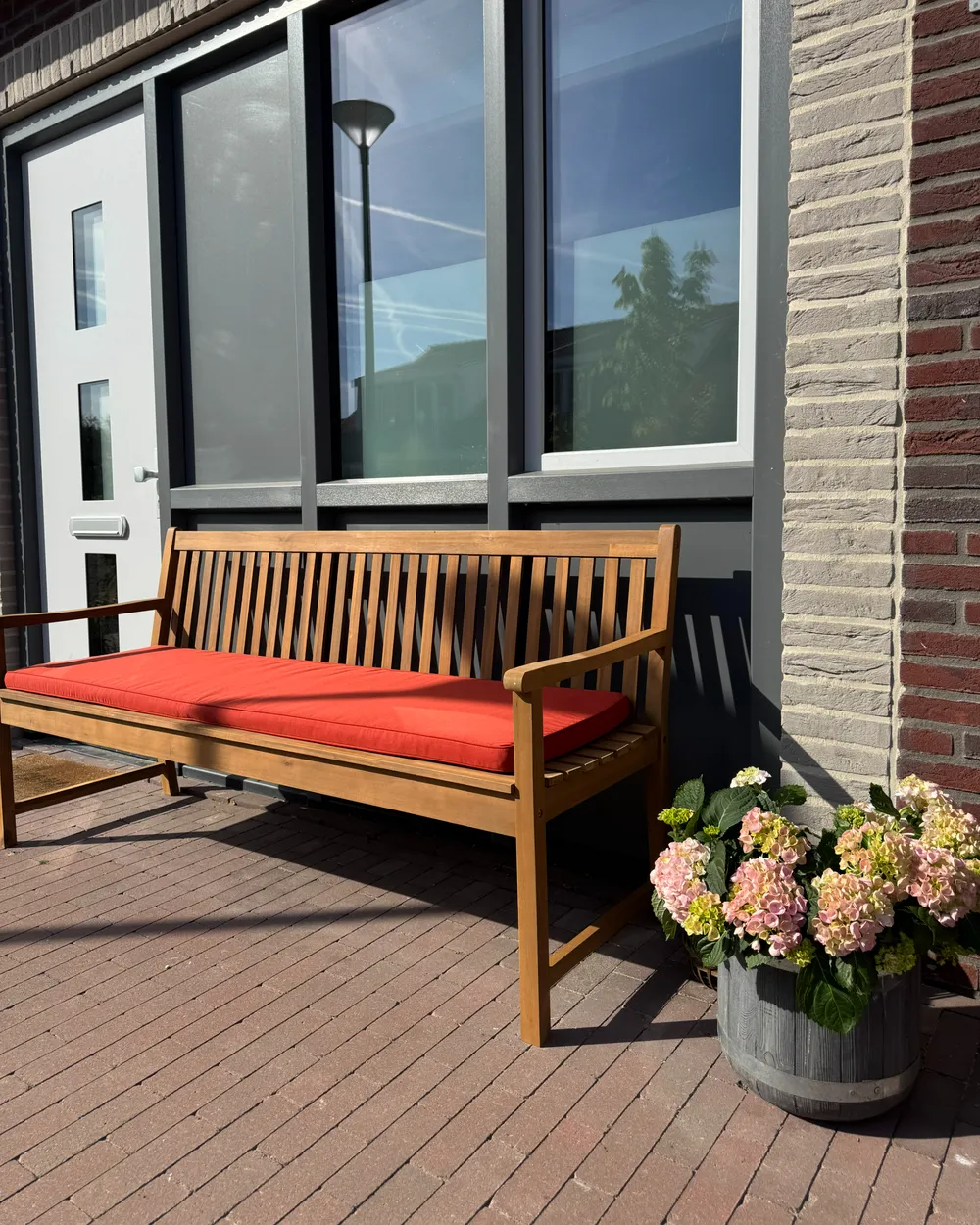 Garden Bench with Cushion VIVARA 180 cm Certified Acacia Wood Dark