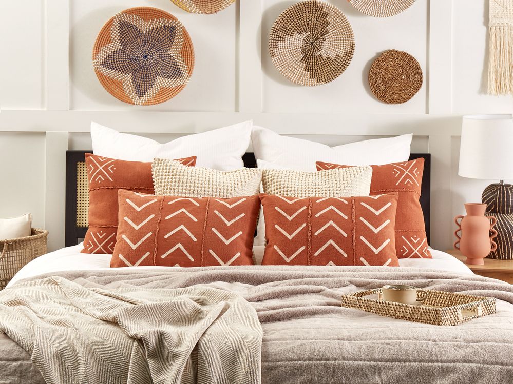 Gold bed throw and cushions cheap
