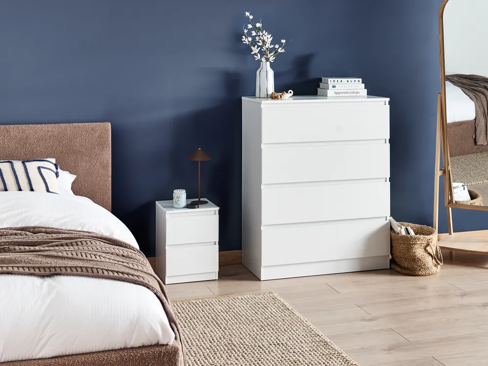 HOCSOK Witte Ladekast 4 Laden - Scandinavisch Design Met Metalen Handgrepen 74x40x94 Cm
