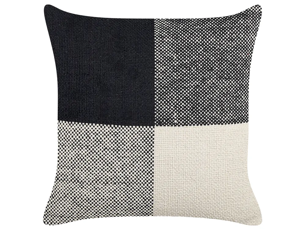 Zestaw 2 poduszek dekoracyjnych LAELIA 45 x 45 cm Bawełna Czarny Patchwork_840284
