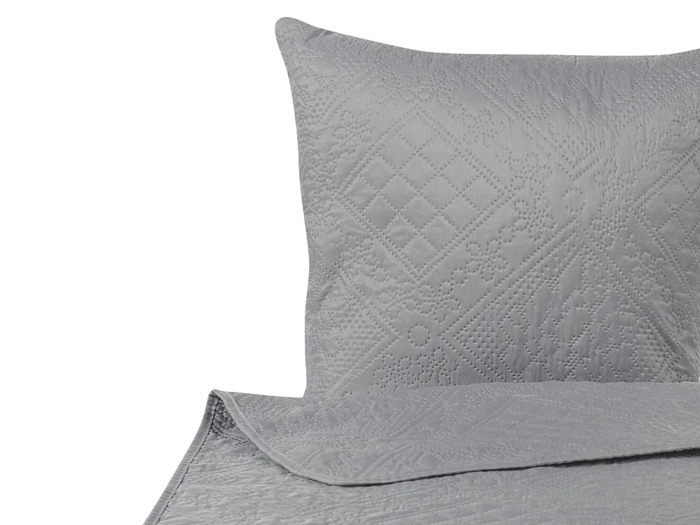 Bedsprei Veronica. Luxe Bedspreien Outlet. Euro Outlet Center Bedsprei Veronica. Luxe Bedspreien Outlet. Euro Outlet Center