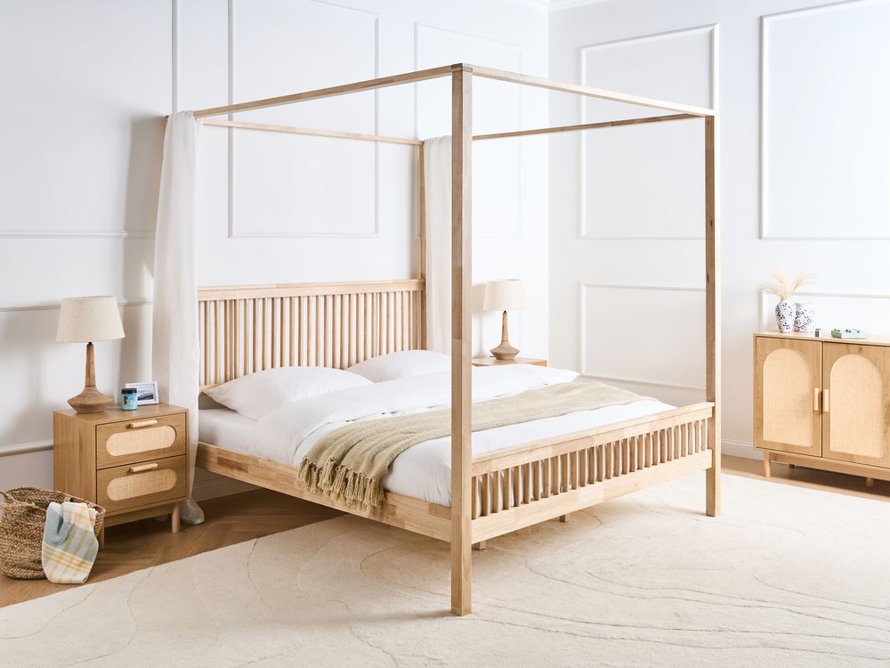 Himmelbett Holz HARFLEUR 180 x 200 cm Hellbraun