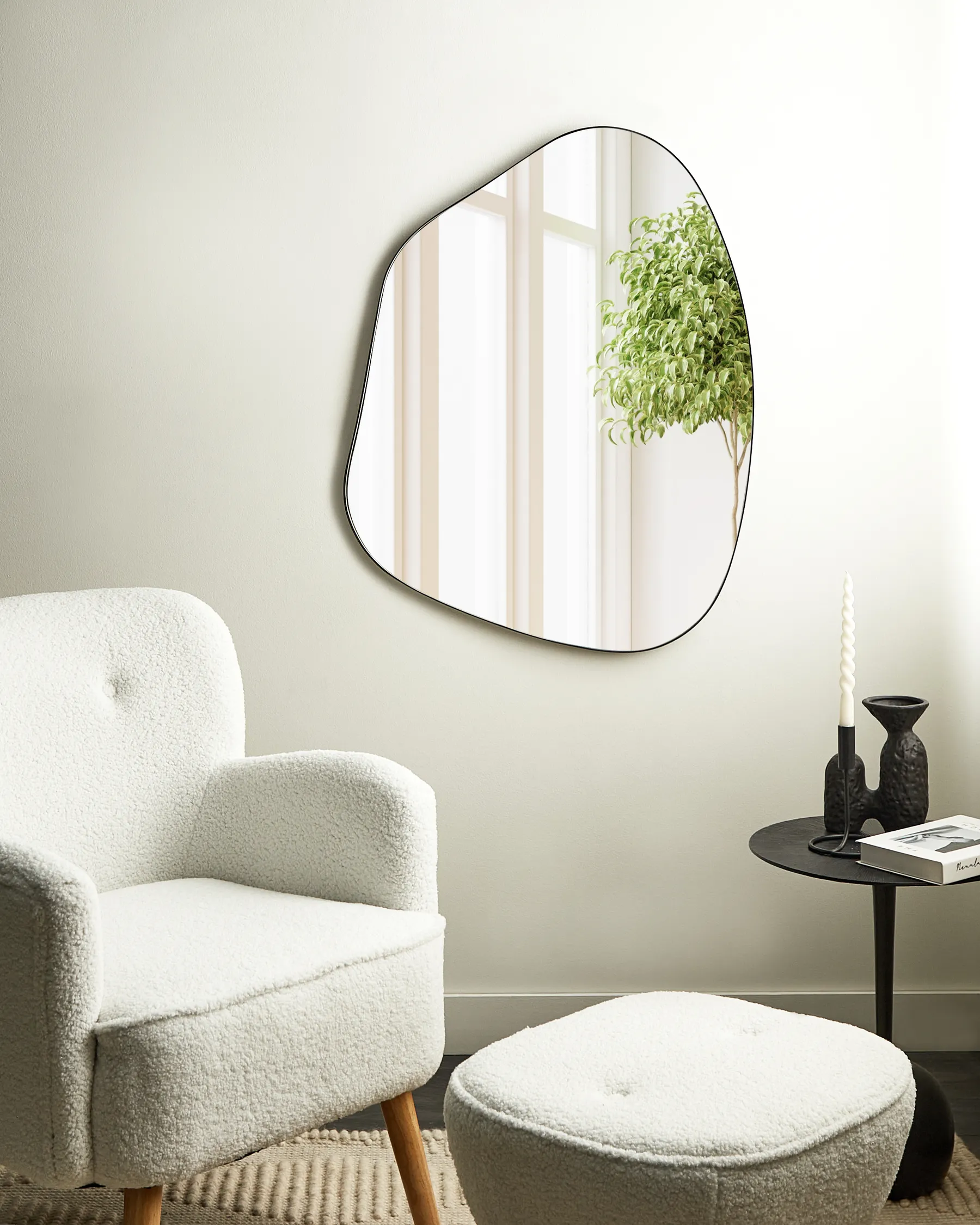 Wall Mirror PUTEAUX 70 cm 92 cm Metal Black_892010