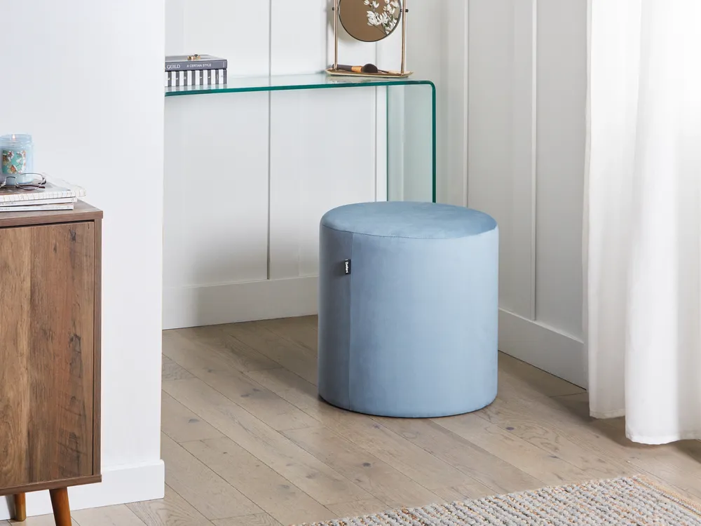 Pouffe LOVETT Velvet Light Blue_753484