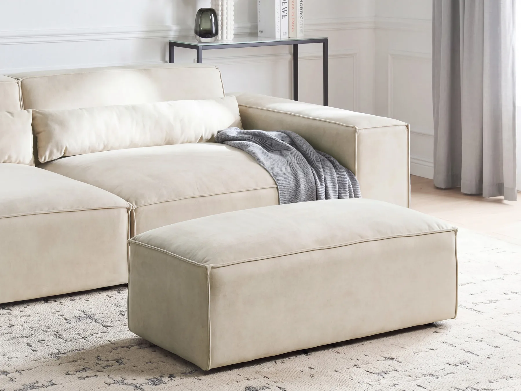 Ottoman HELLNAR Velvet Light Beige_910673