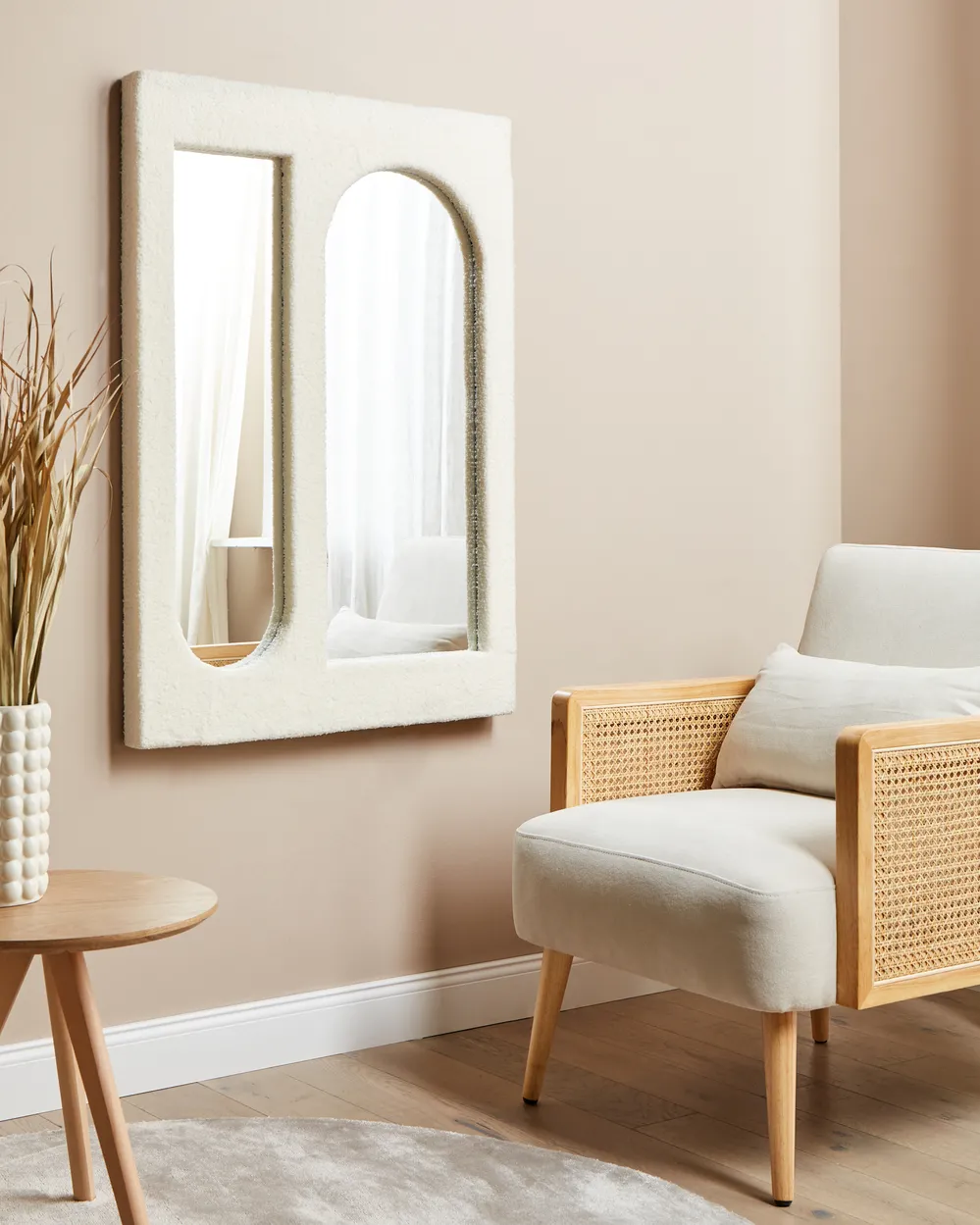 Lustro ścienne MARCIGNY 70 cm 100 cm Boucle Złamana biel