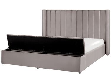 Zamatová posteľ s úložným priestorom 180 x 200 cm sivá NOYERS