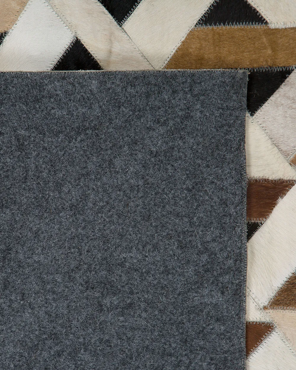Tappeto TUGLU Marrone 160 x 230 cm Pelle naturale_758328
