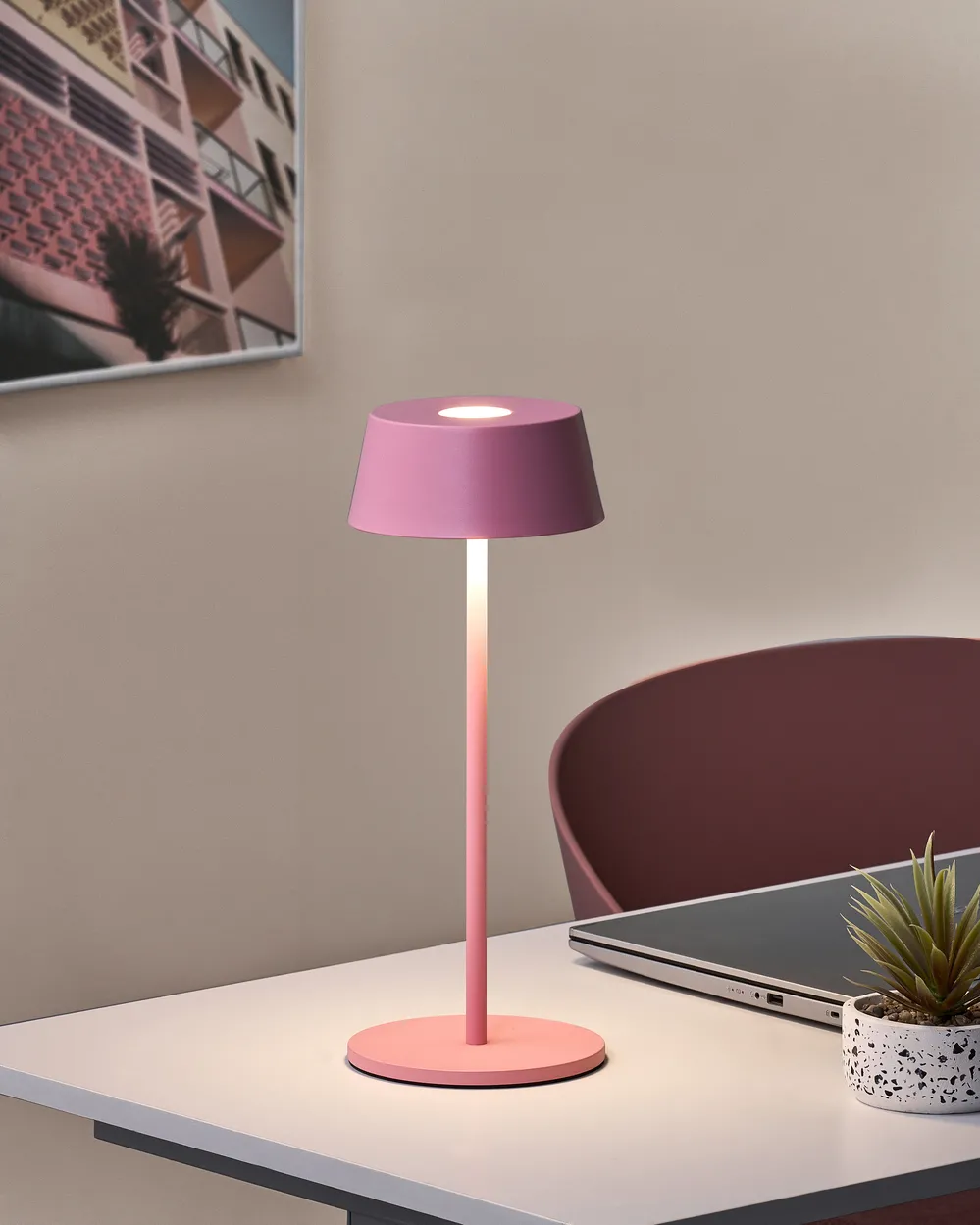 Lumina Lampada da tavolo Daphine, bianco opaco | Finnish Design Shop