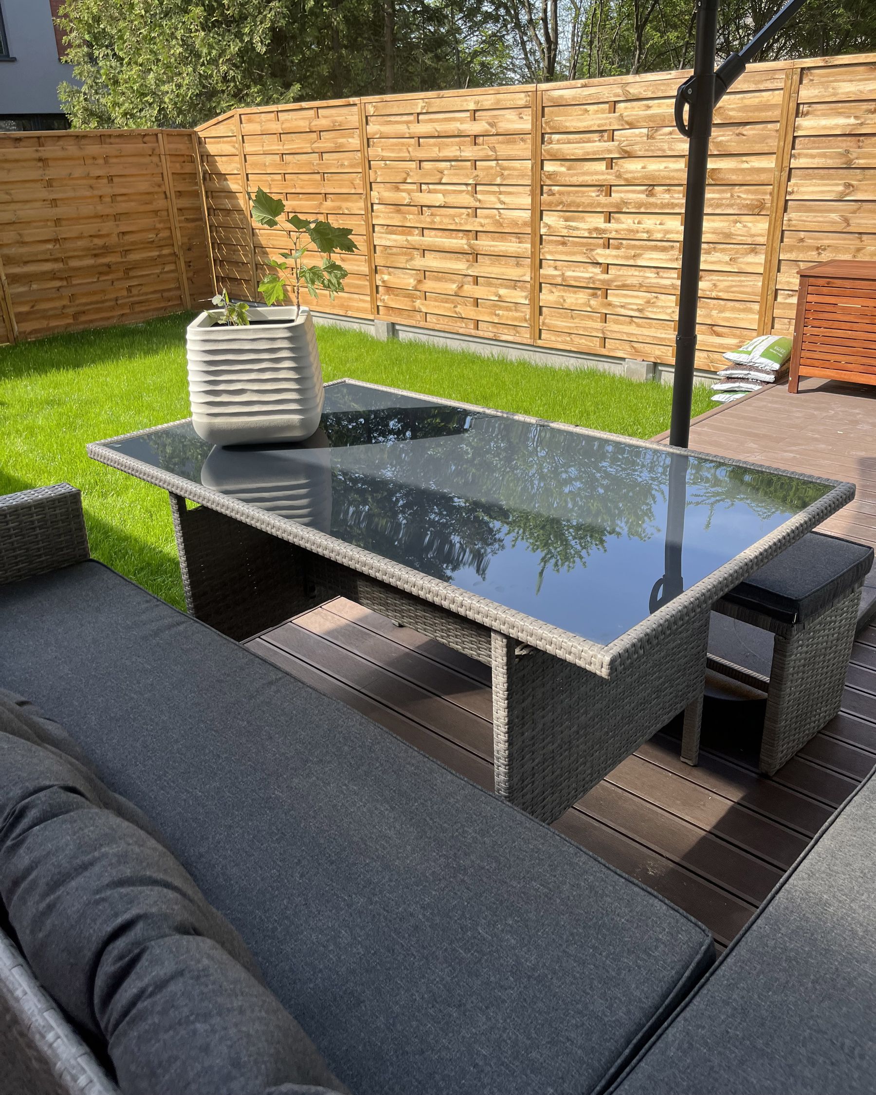 Zestaw ogrodowy z technorattanu 8-osobowy lewostronny szary VITERBO_875932