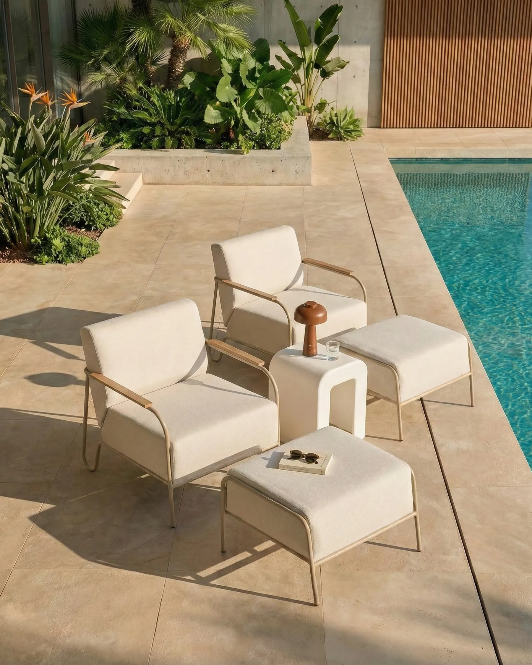 Set di 2 sedie da giardino NIMIS con ottomana Beige chiaro_1055719