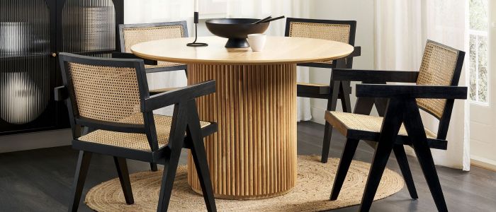 Rattan style table and chairs discount