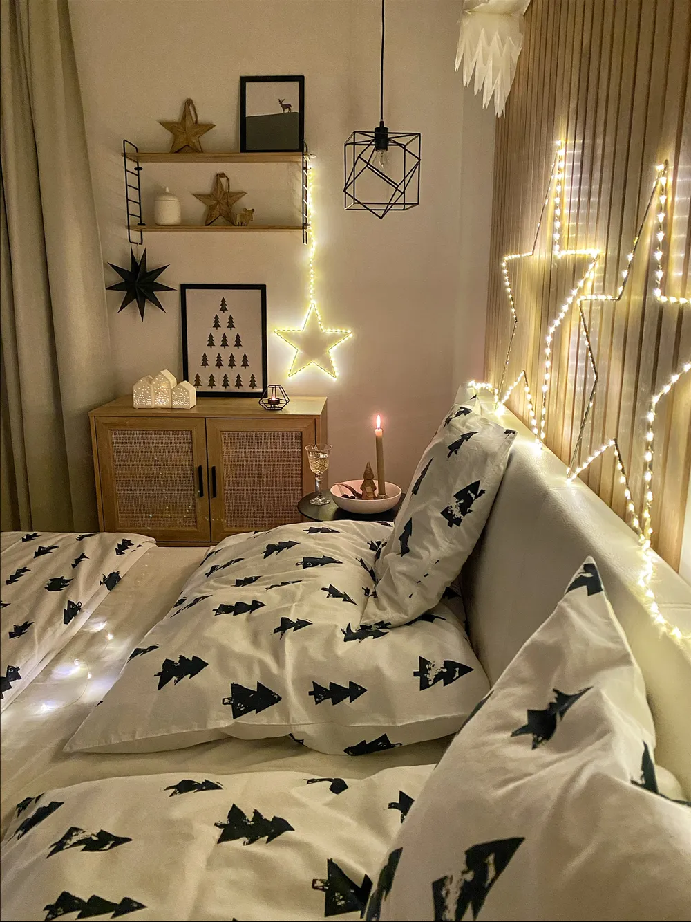 Zestaw 3 dekoracji wiszących LED KUNNARI 50/40/30 cm Gwiazda Srebrny_844287