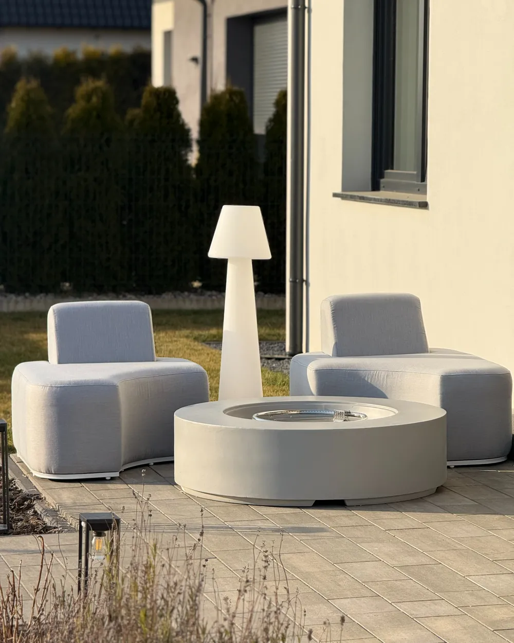 Garden Lounge Set with Table 2 Seater FABRO Modular Light Grey_983412