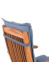 Sada 2 drevených záhradných stoličiek s modrými vankúšmi MAUI_755765