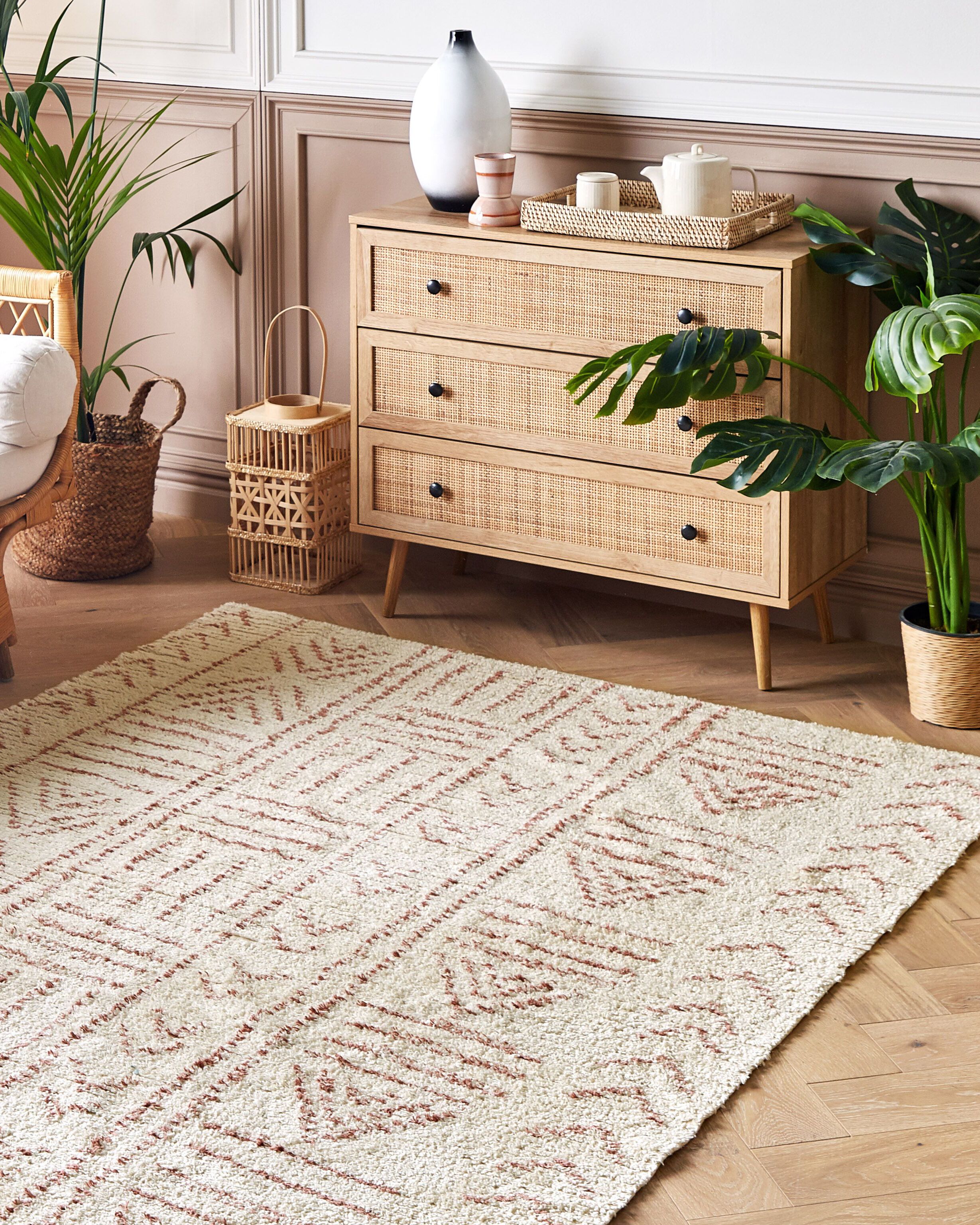 Matta 160 x 230 cm bomull beige/rosa EDIRNE | Beliani.se