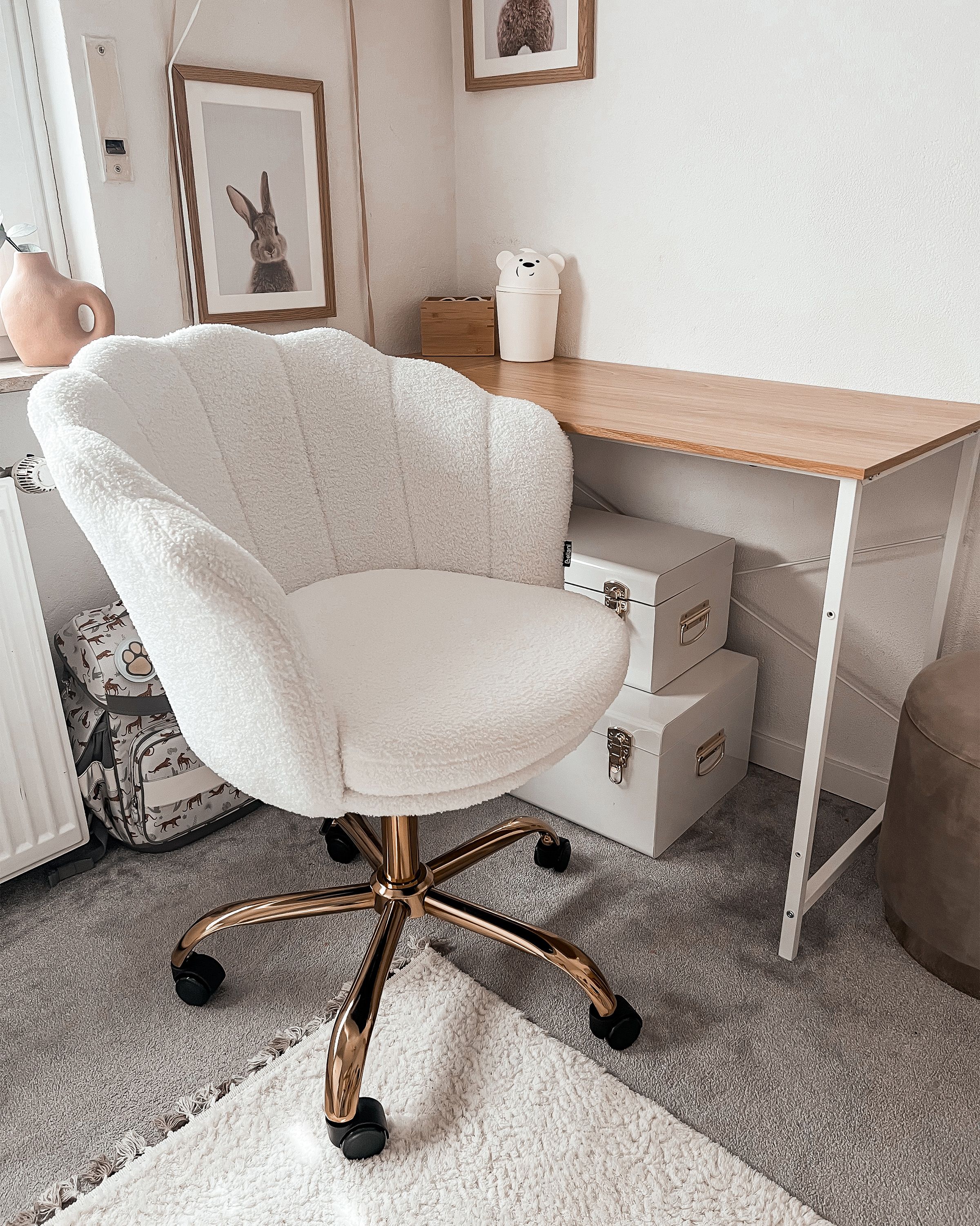 Desk Chair MONTICELLO Boucle White | Beliani.co.uk