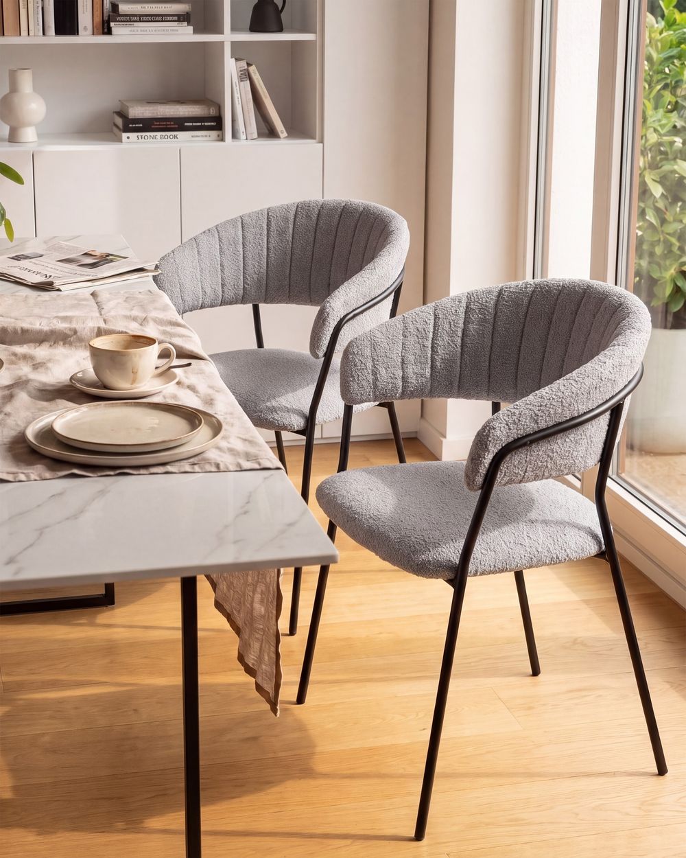 Conjunto de 2 sillas de comedor MARIPOSA Bouclé Gris